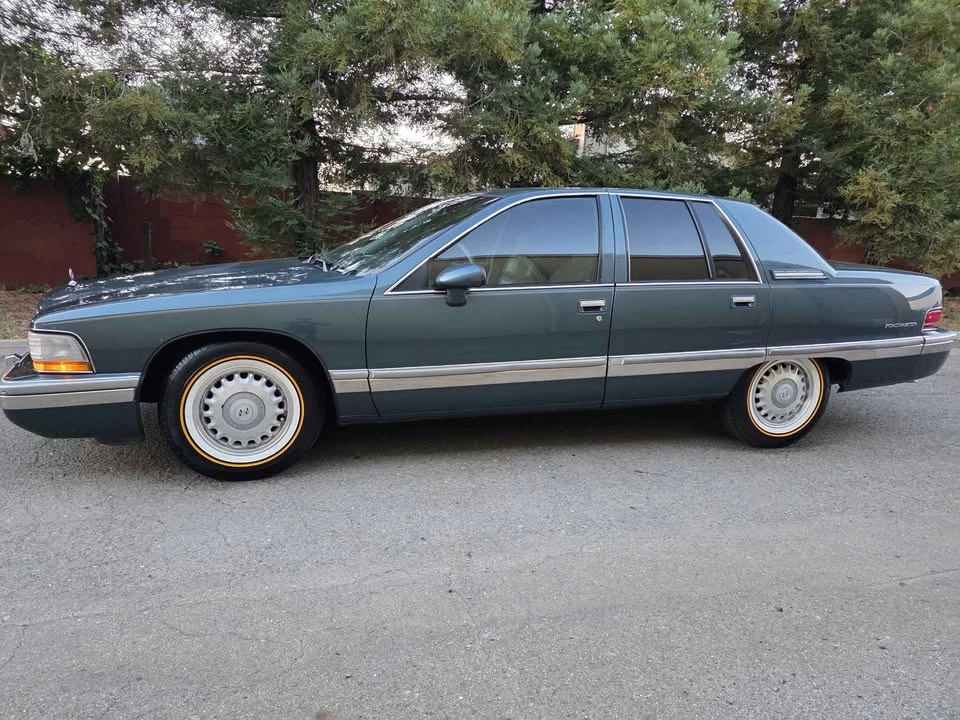 1994 Buick Roadmaster - Image 2 of 20