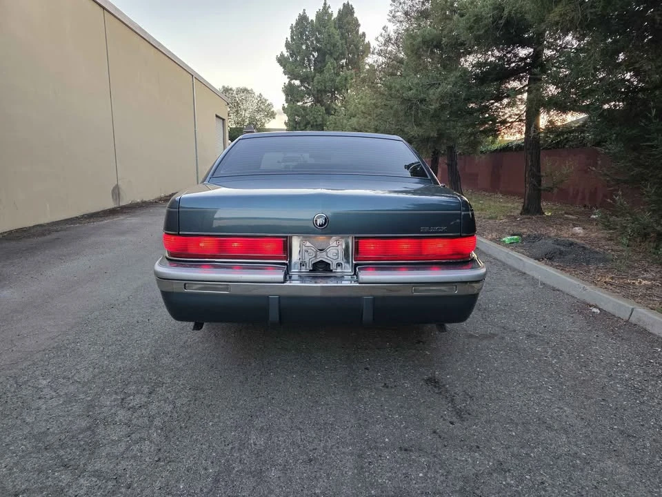 1994 Buick Roadmaster - Image 8 of 20