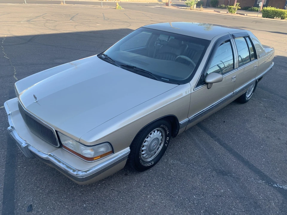 1994 Buick Roadmaster - Image 5 of 25