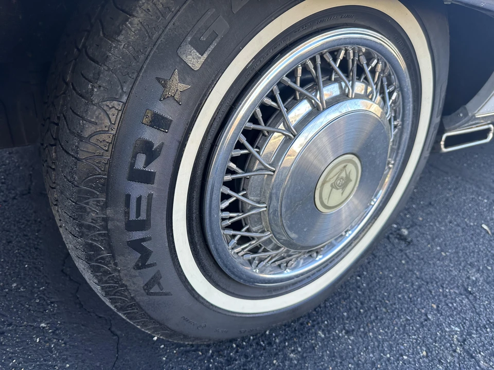 1994 Buick Roadmaster - Image 13 of 18