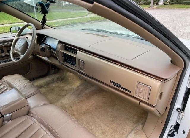 1994 Buick Roadmaster - Image 6 of 26