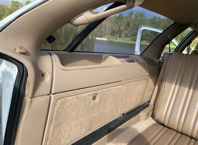 1994 Buick Roadmaster - Image 13 of 26