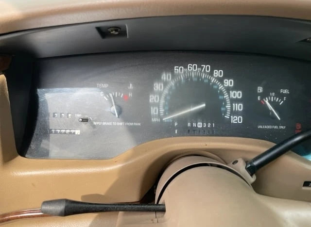 1994 Buick Roadmaster - Image 20 of 26