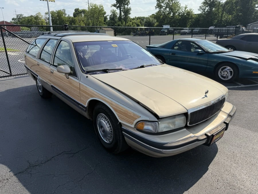 1994 Buick Roadmaster - Image 5 of 9