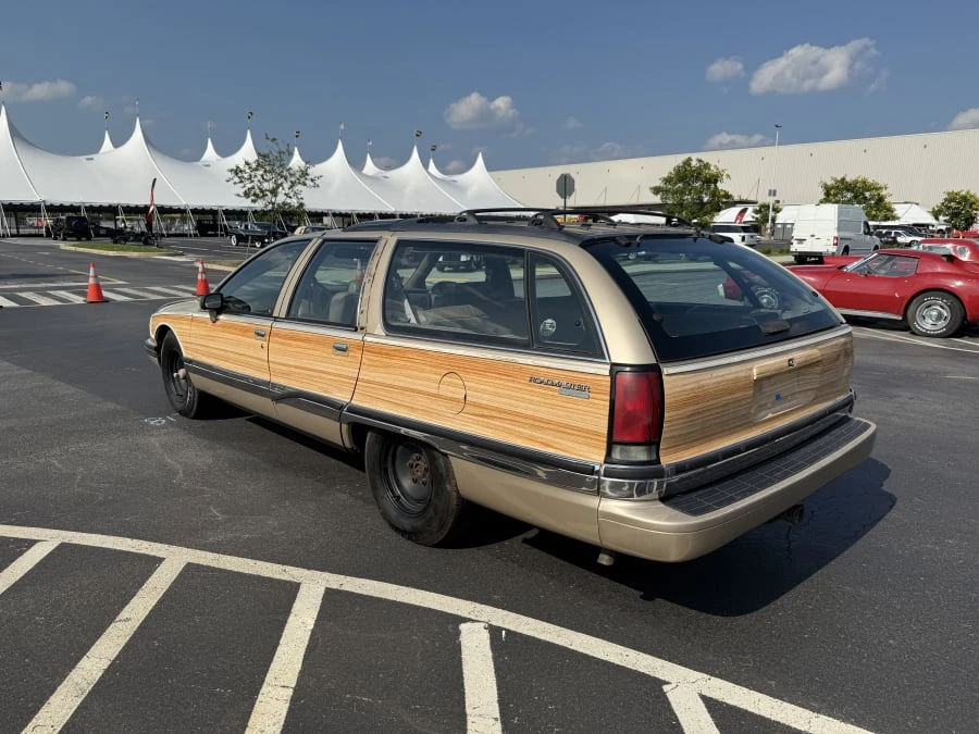 1994 Buick Roadmaster - Image 3 of 9