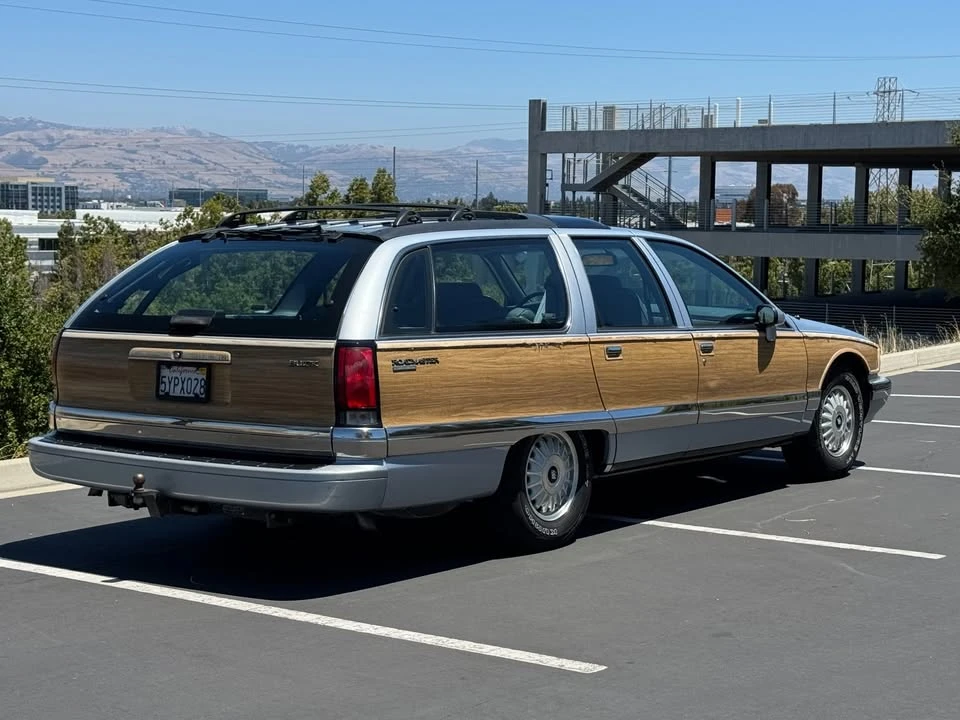 1994 Buick Roadmaster - Image 3 of 14