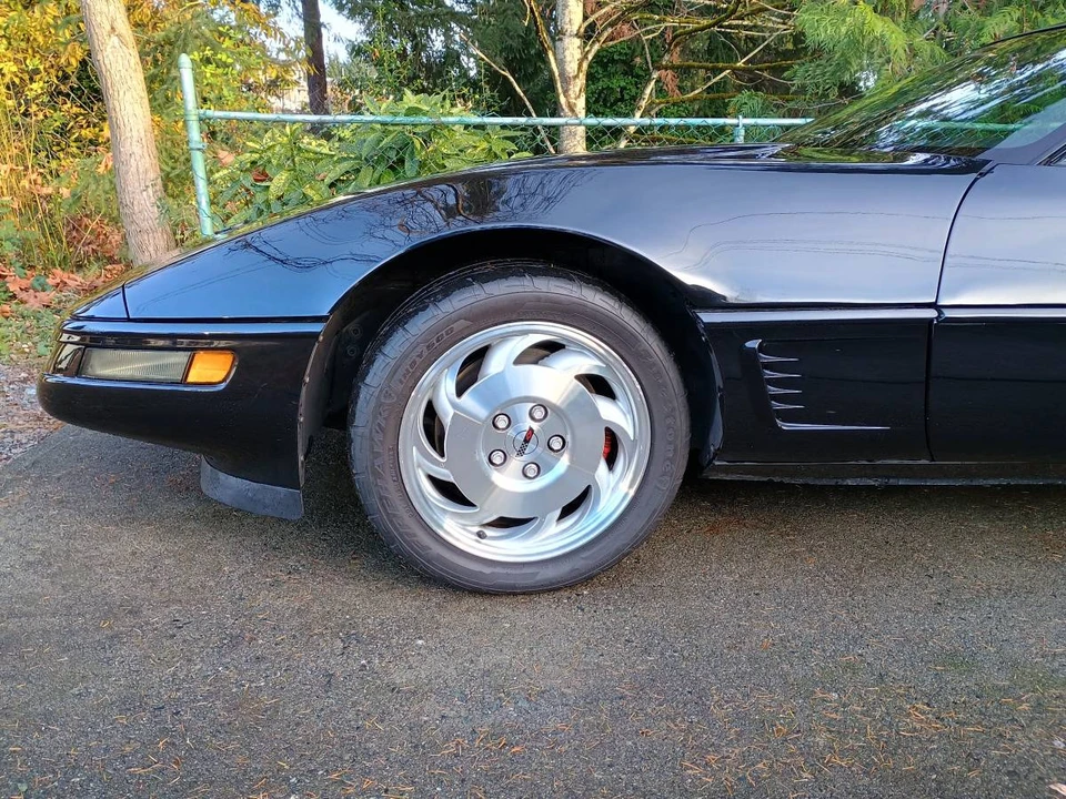 1994 Chevrolet Corvette C4 - Image 16 of 19