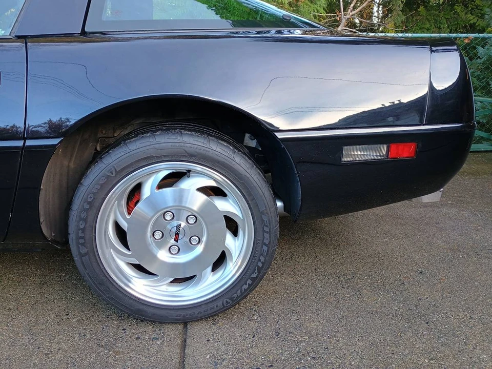 1994 Chevrolet Corvette C4 - Image 17 of 19