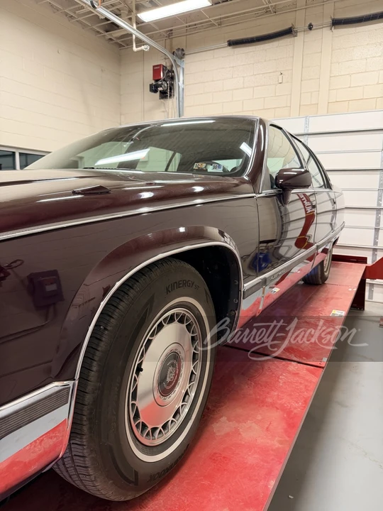 1994 Cadillac Fleetwood - Image 14 of 25