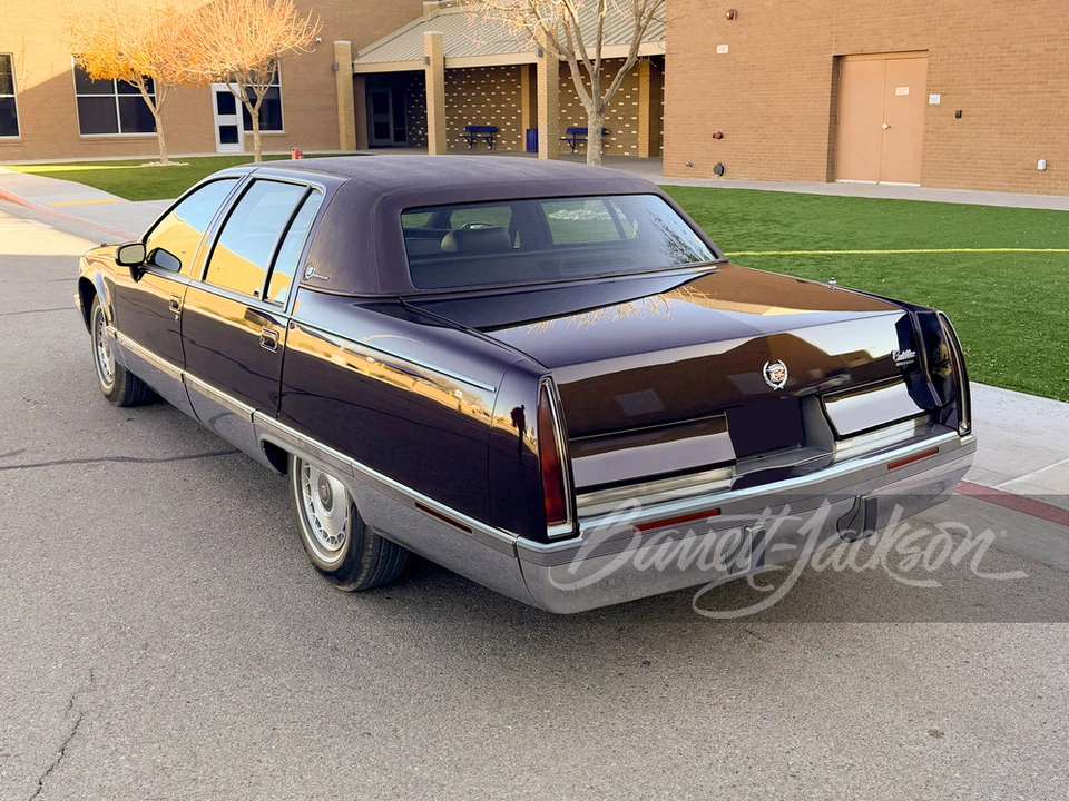 1994 Cadillac Fleetwood - Image 7 of 25