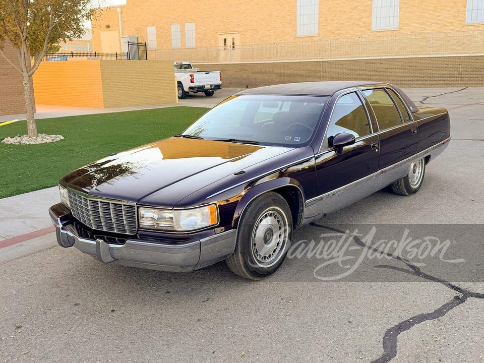 1994 Cadillac Fleetwood - Image 8 of 25