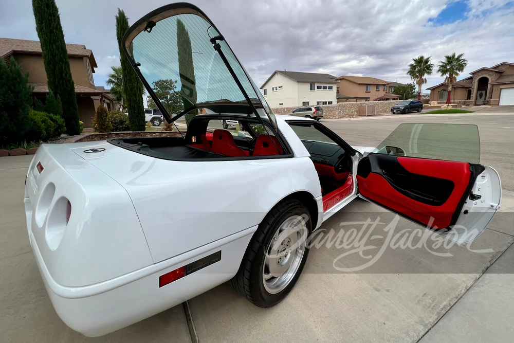 1994 Chevrolet Corvette C4 - Image 16 of 20