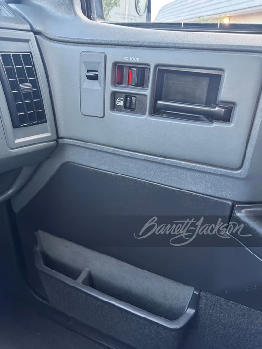 1994 Chevrolet S-10 Blazer 1st Gen - Image 7 of 13