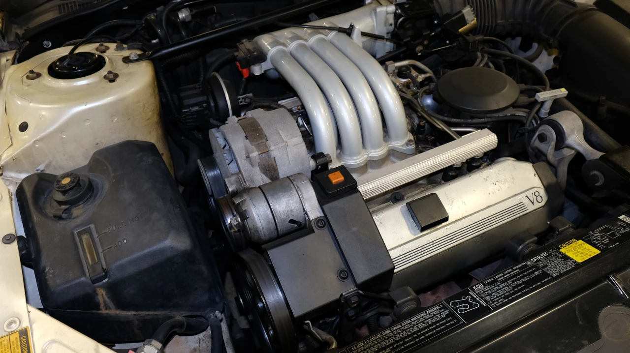 1994 Cadillac Allante - Image 13 of 14