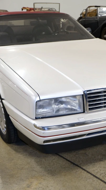 1994 Cadillac Allante - Image 11 of 14