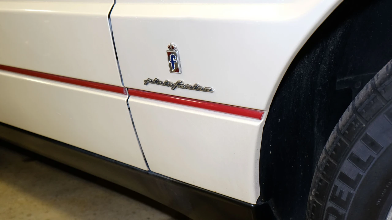 1994 Cadillac Allante - Image 10 of 14