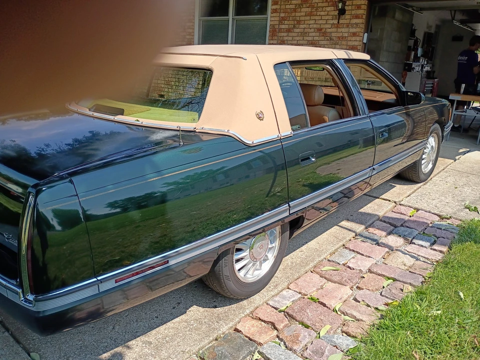 1994 Cadillac DeVille 7th Gen - Image 29 of 31