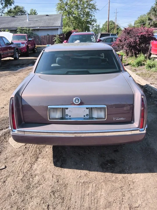1994 Cadillac DeVille 7th Gen - Image 4 of 6