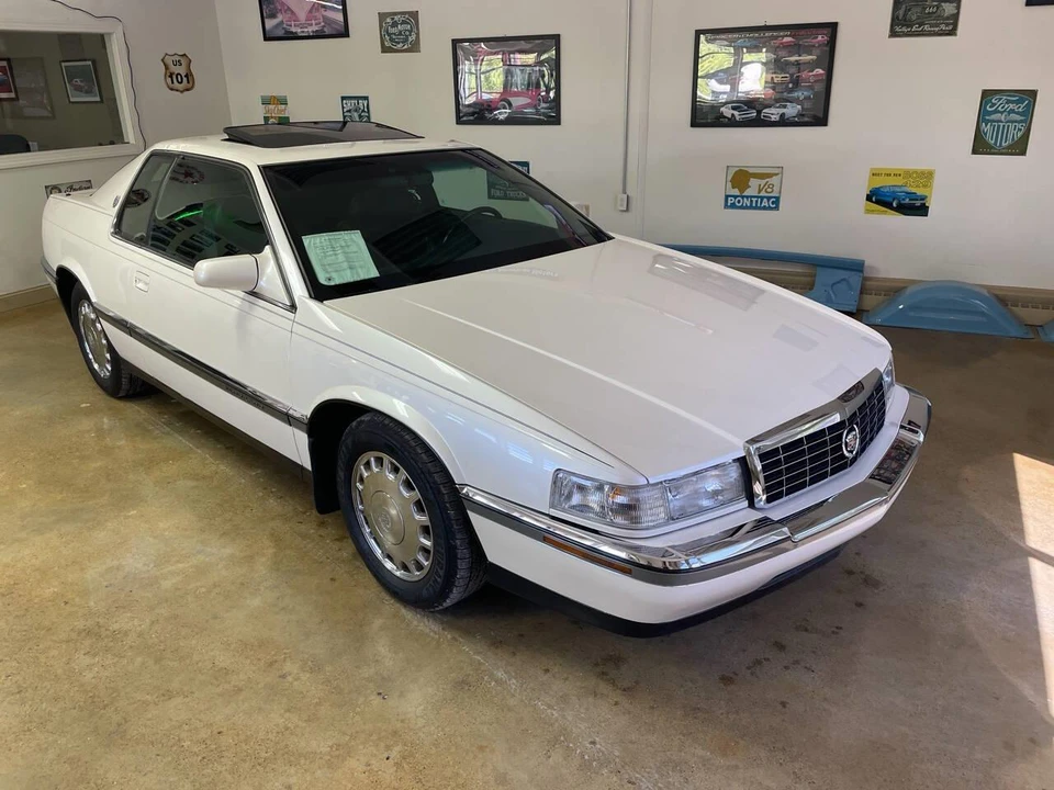 1994 Cadillac Eldorado 12th Gen - Image 2 of 19