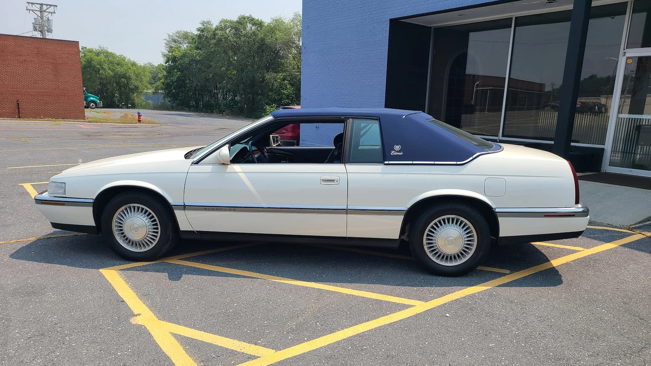 1994 Cadillac Eldorado 12th Gen - Image 3 of 7