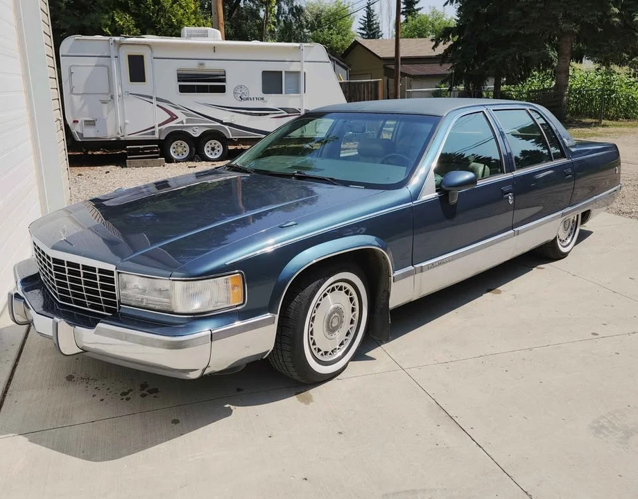 1994 Cadillac Fleetwood - Image 2 of 5