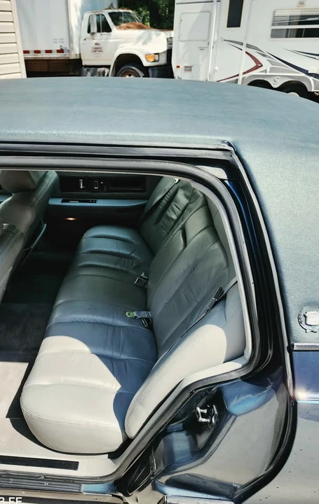 1994 Cadillac Fleetwood - Image 4 of 5