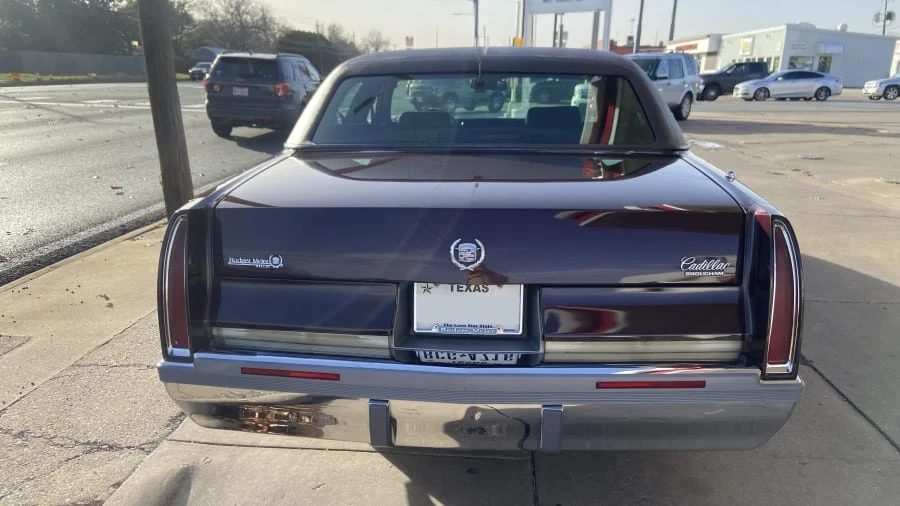 1994 Cadillac Fleetwood - Image 3 of 10