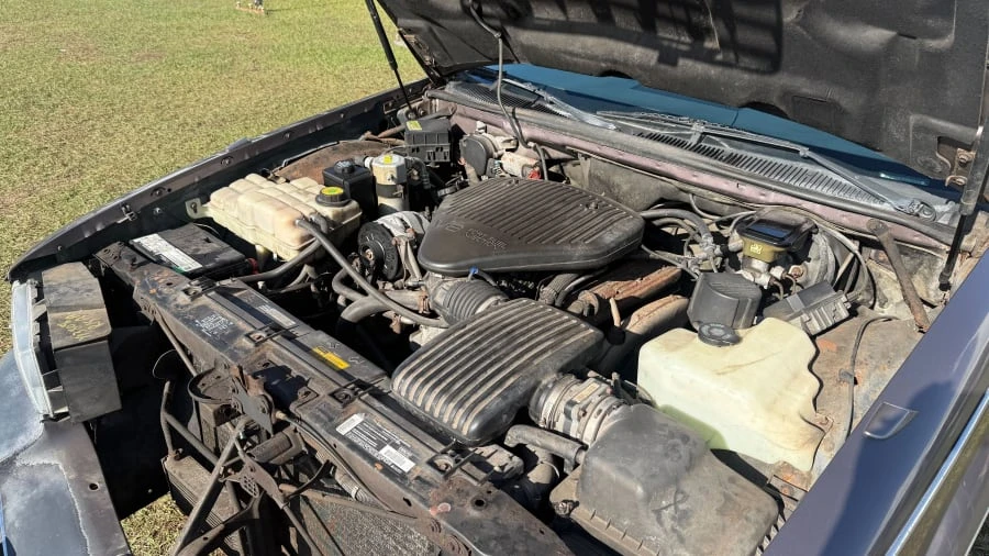 1994 Cadillac Fleetwood - Image 9 of 9