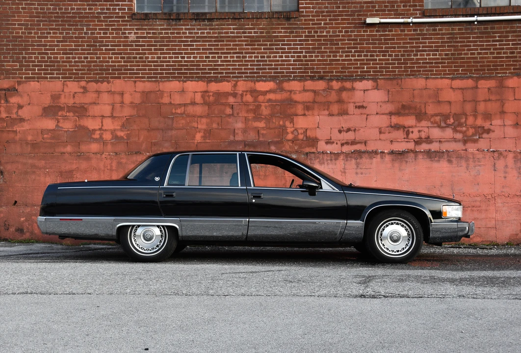 1994 Cadillac Fleetwood - Image 23 of 31