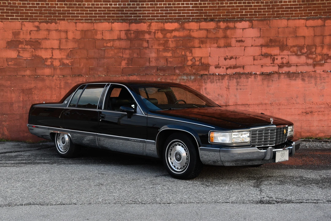 1994 Cadillac Fleetwood - Image 27 of 31