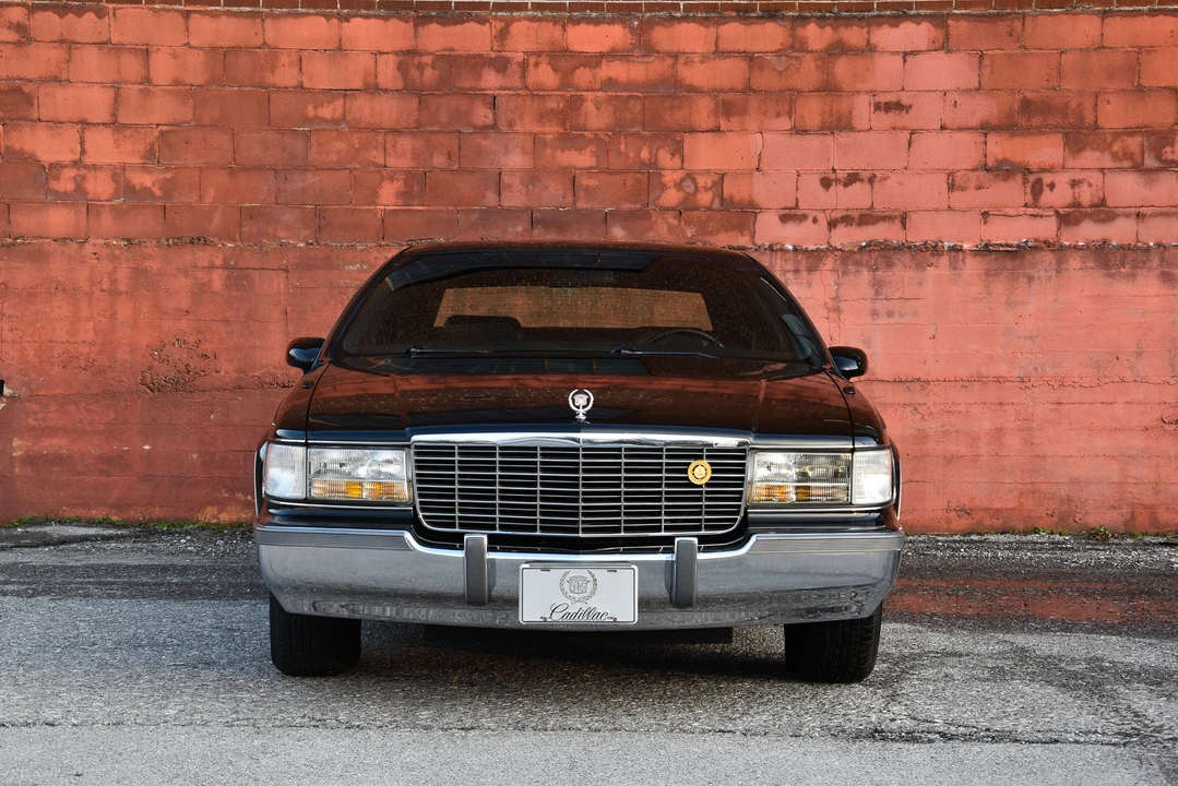 1994 Cadillac Fleetwood - Image 29 of 31
