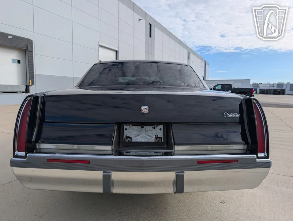 1994 Cadillac Fleetwood - Image 14 of 21