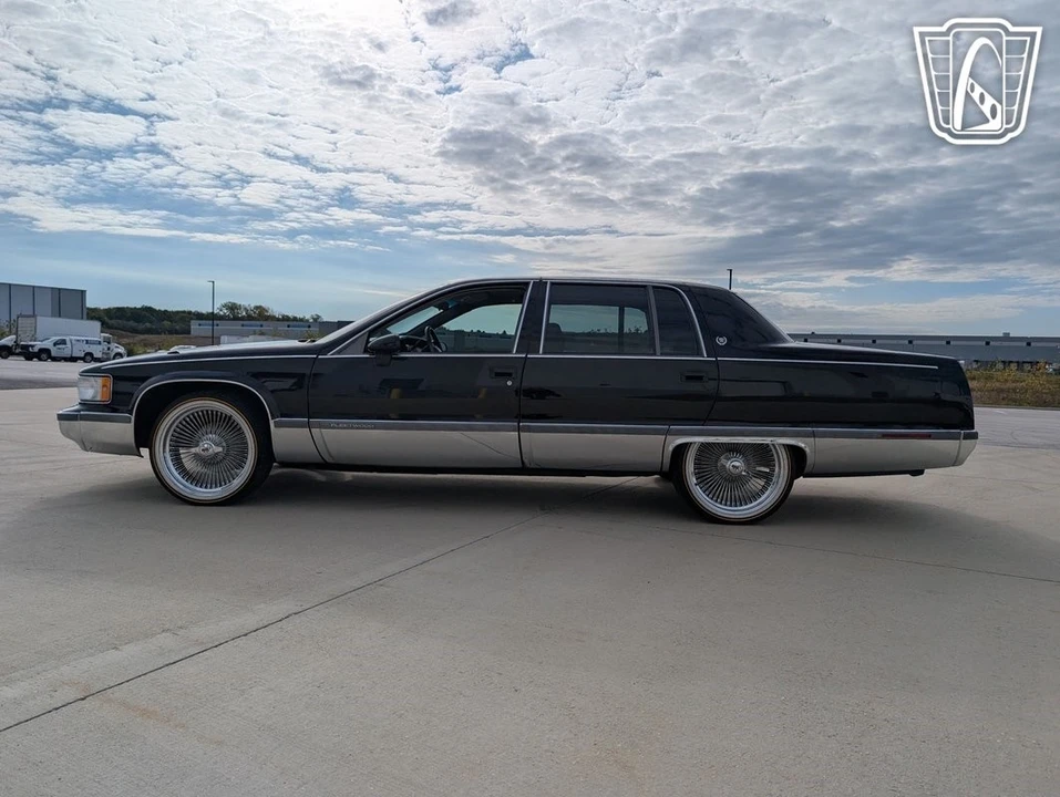 1994 Cadillac Fleetwood - Image 8 of 21