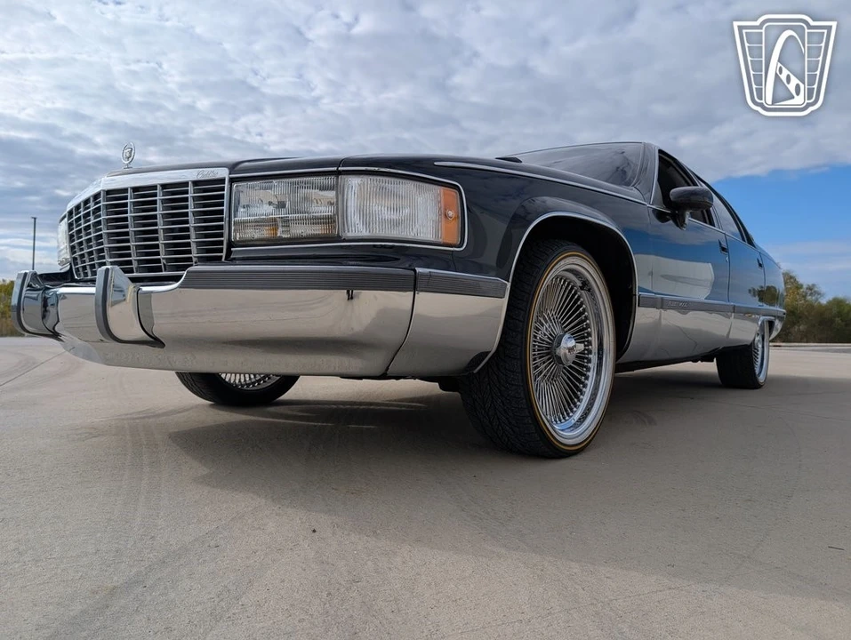 1994 Cadillac Fleetwood - Image 5 of 21