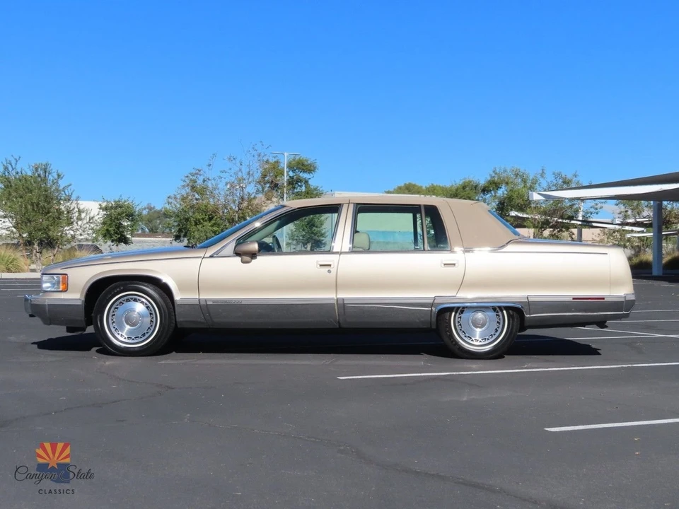1994 Cadillac Fleetwood - Image 9 of 21