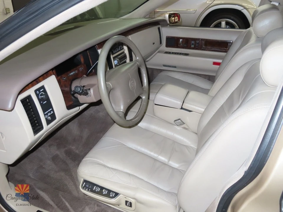 1994 Cadillac Fleetwood - Image 3 of 21