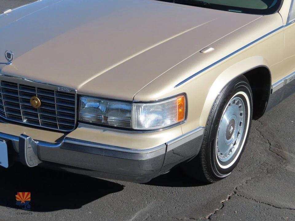 1994 Cadillac Fleetwood - Image 13 of 21