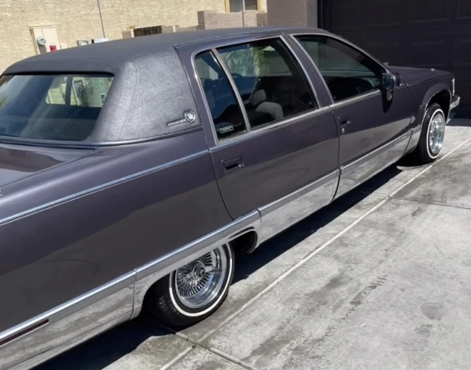1994 Cadillac Fleetwood - Image 8 of 13