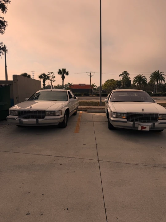 1994 Cadillac Fleetwood - Image 3 of 8