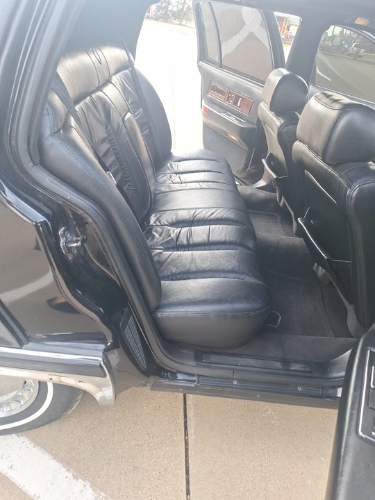 1994 Cadillac Fleetwood - Image 12 of 21