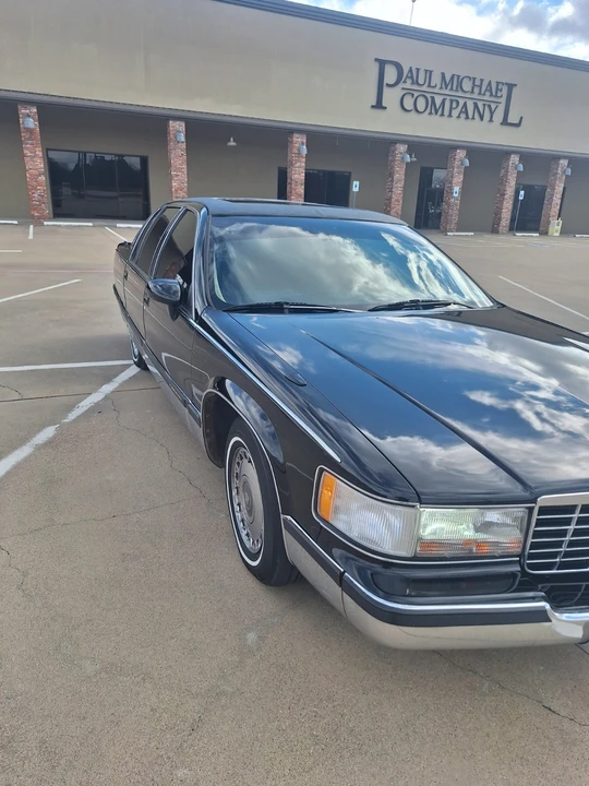 1994 Cadillac Fleetwood - Image 2 of 21
