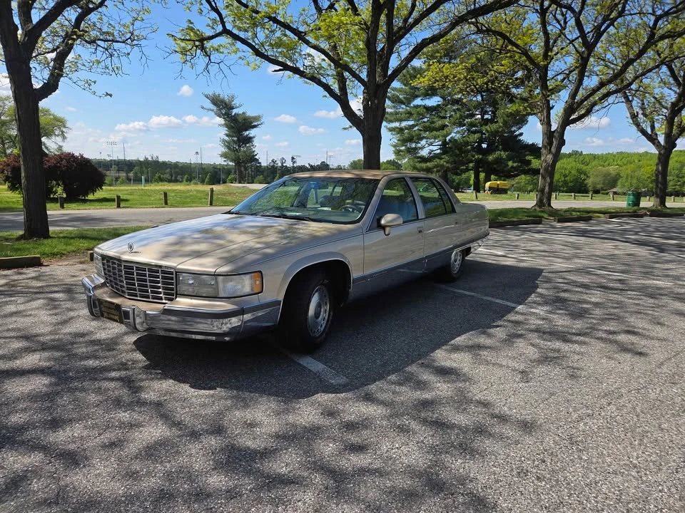 1994 Cadillac Fleetwood - Image 7 of 9