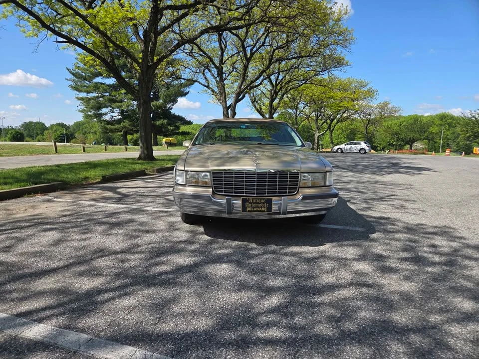 1994 Cadillac Fleetwood - Image 8 of 9