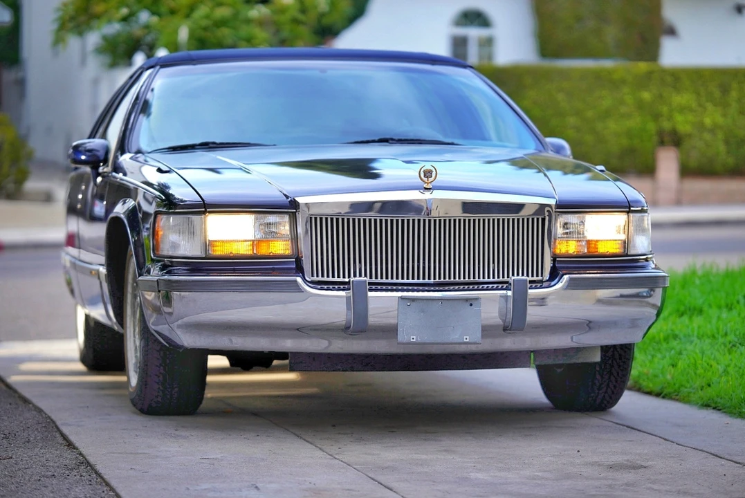 1994 Cadillac Fleetwood - Image 23 of 31