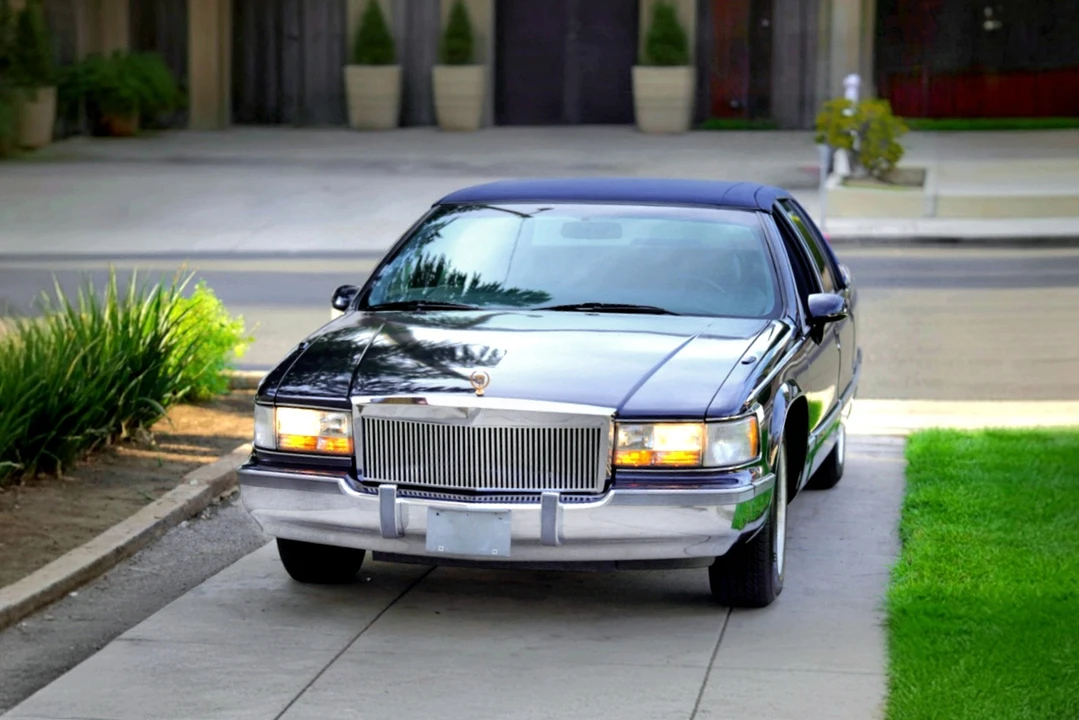 1994 Cadillac Fleetwood - Image 26 of 31