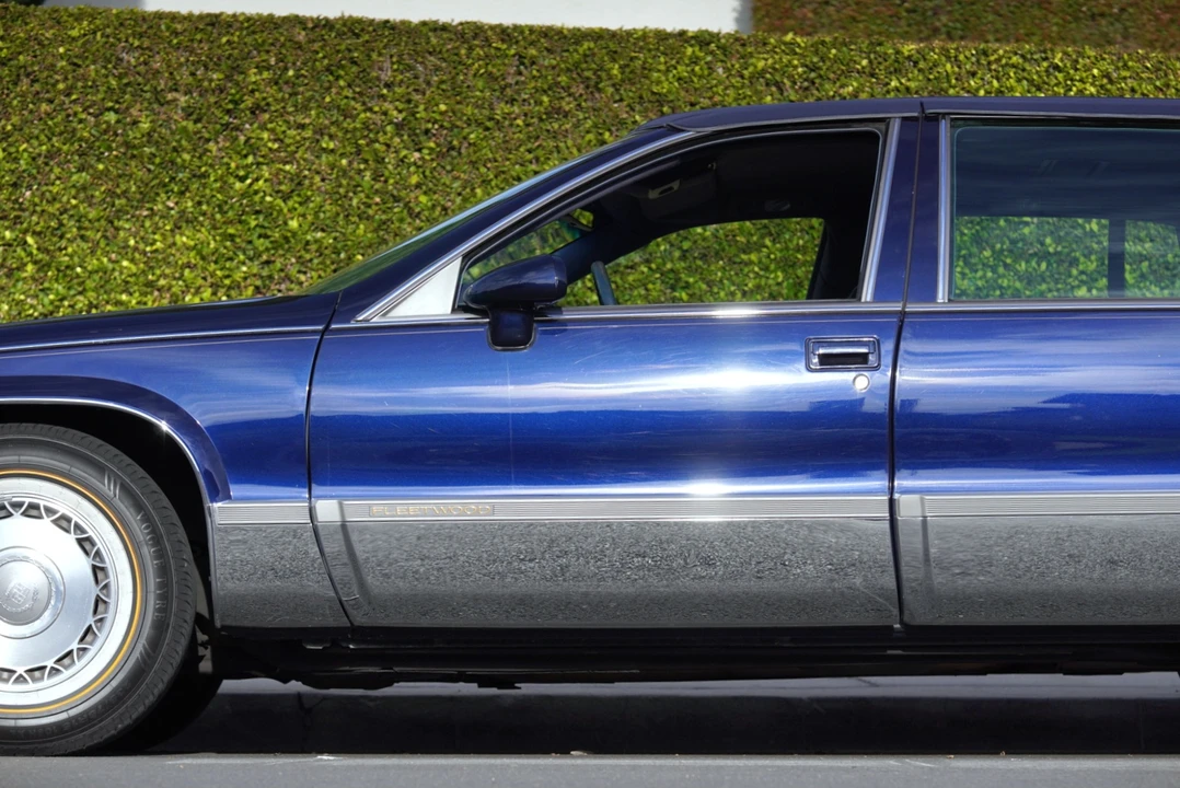 1994 Cadillac Fleetwood - Image 31 of 31