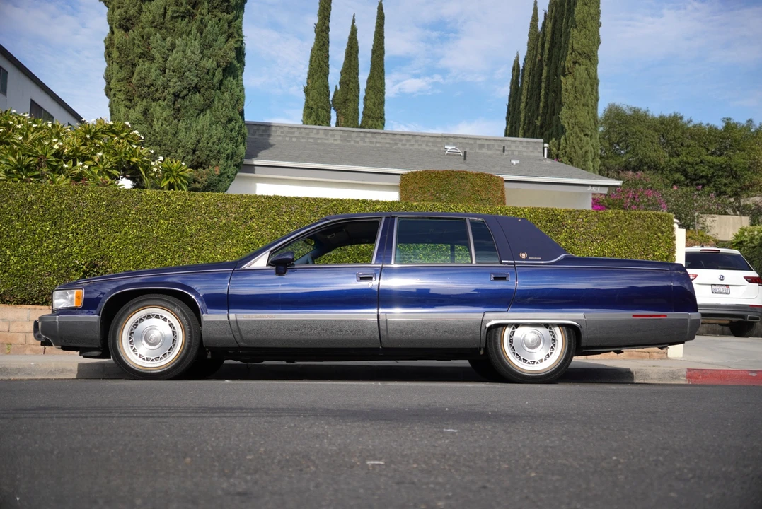 1994 Cadillac Fleetwood - Image 6 of 31