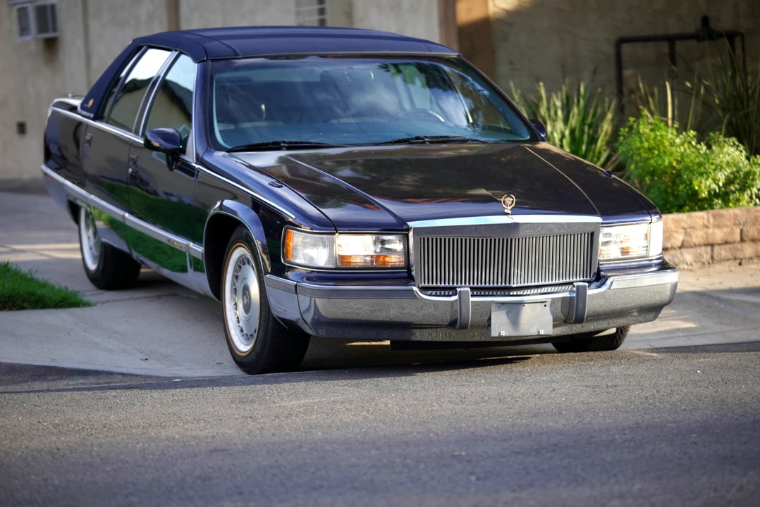 1994 Cadillac Fleetwood - Image 19 of 31