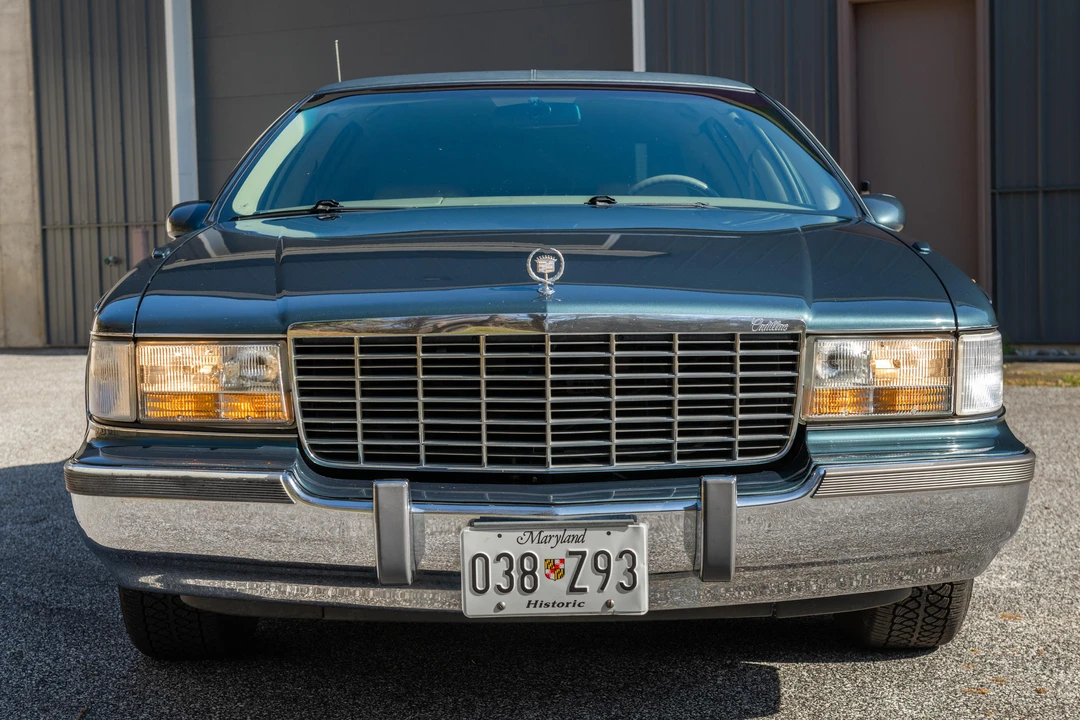 1994 Cadillac Fleetwood - Image 6 of 31