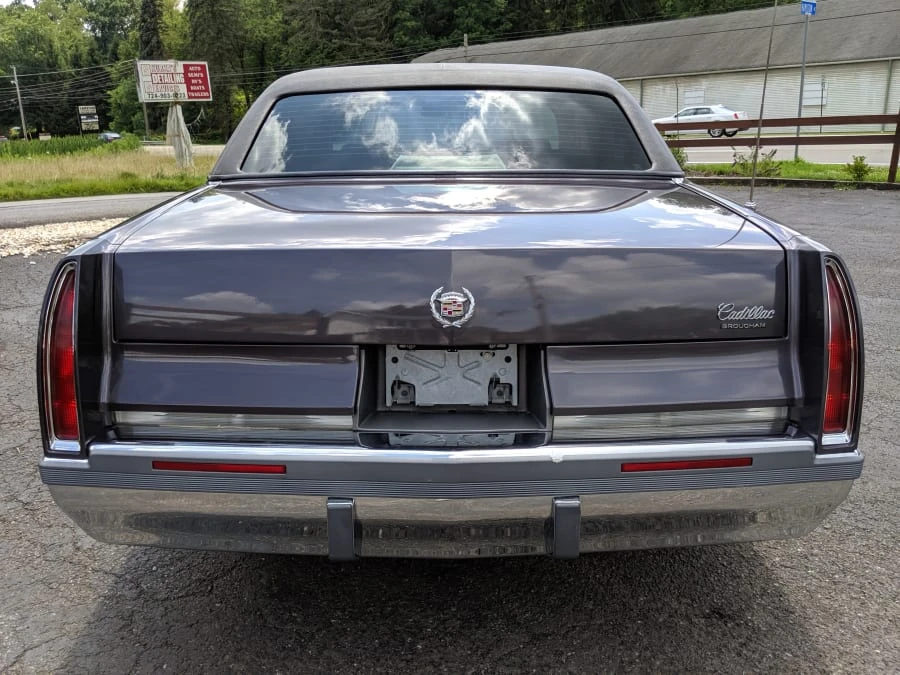 1994 Cadillac Fleetwood - Image 6 of 11